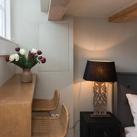 Prince Canal Suite